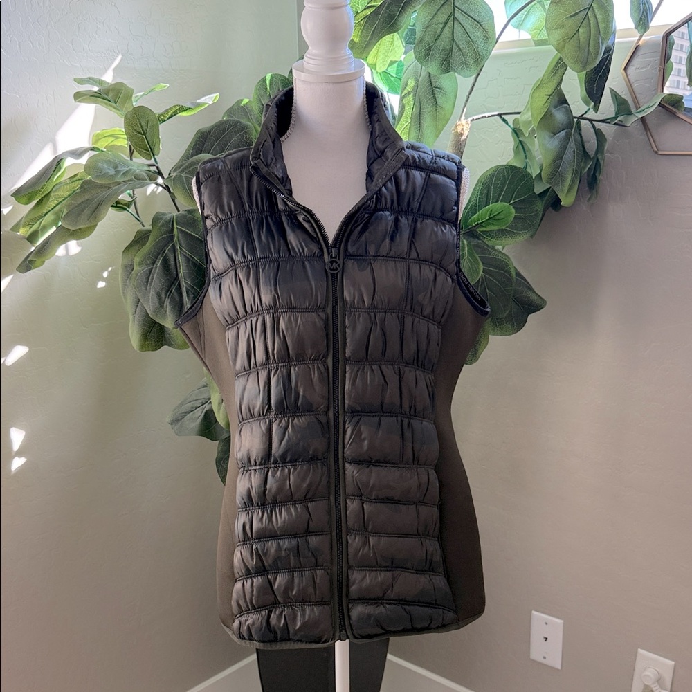 Michael Kors Camo Puffer Vest